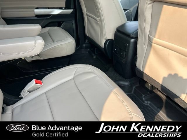 Certified 2023 Ford Explorer XLT w/ Equipment Group 202A AWD/4WD image 43