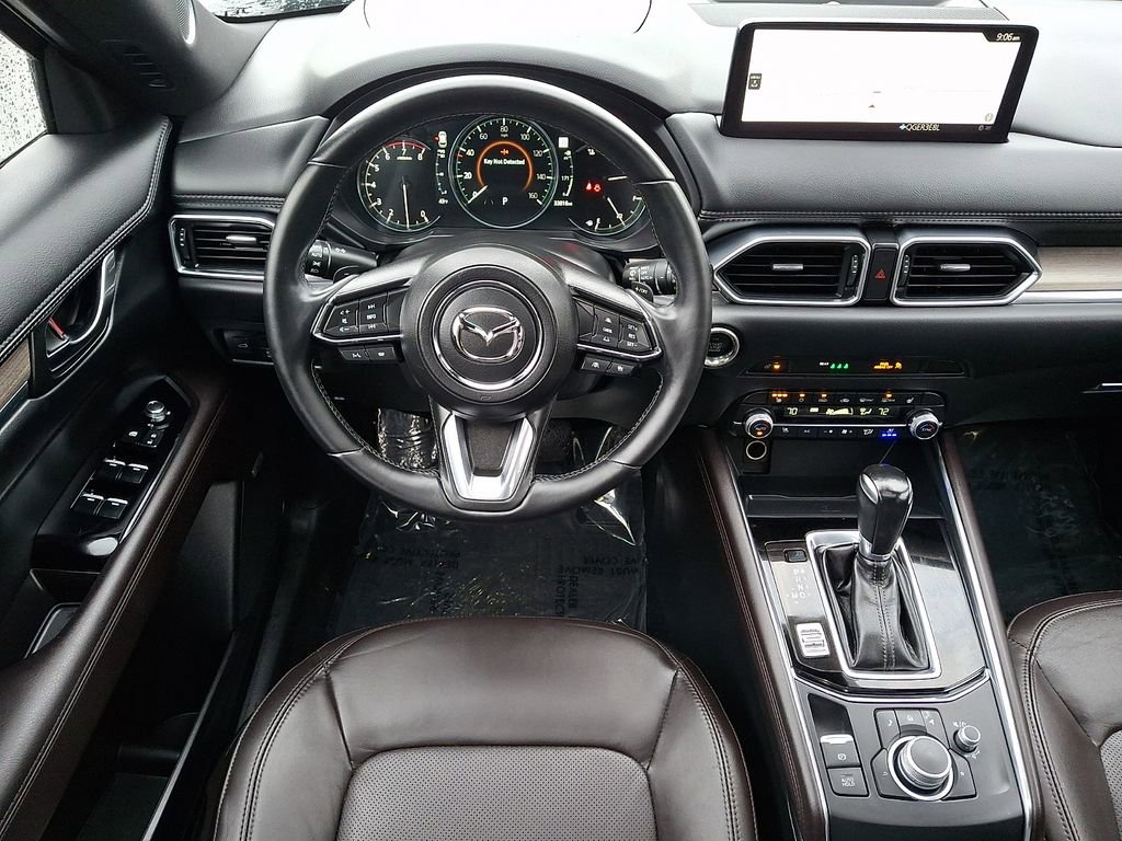Used 2023 MAZDA CX-5 Signature image 11