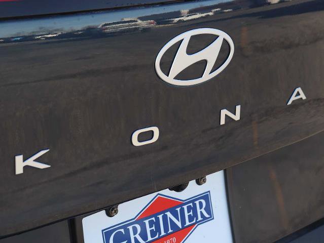 Used 2025 Hyundai Kona SEL image 12