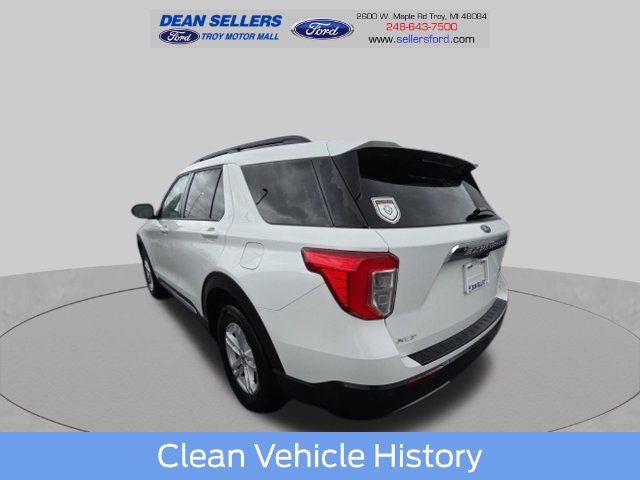 Certified 2023 Ford Explorer XLT w/ Equipment Group 202A AWD/4WD image 5