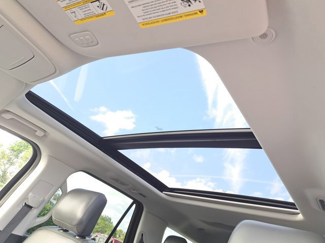 Certified 2025 Ford Expedition Active image 23