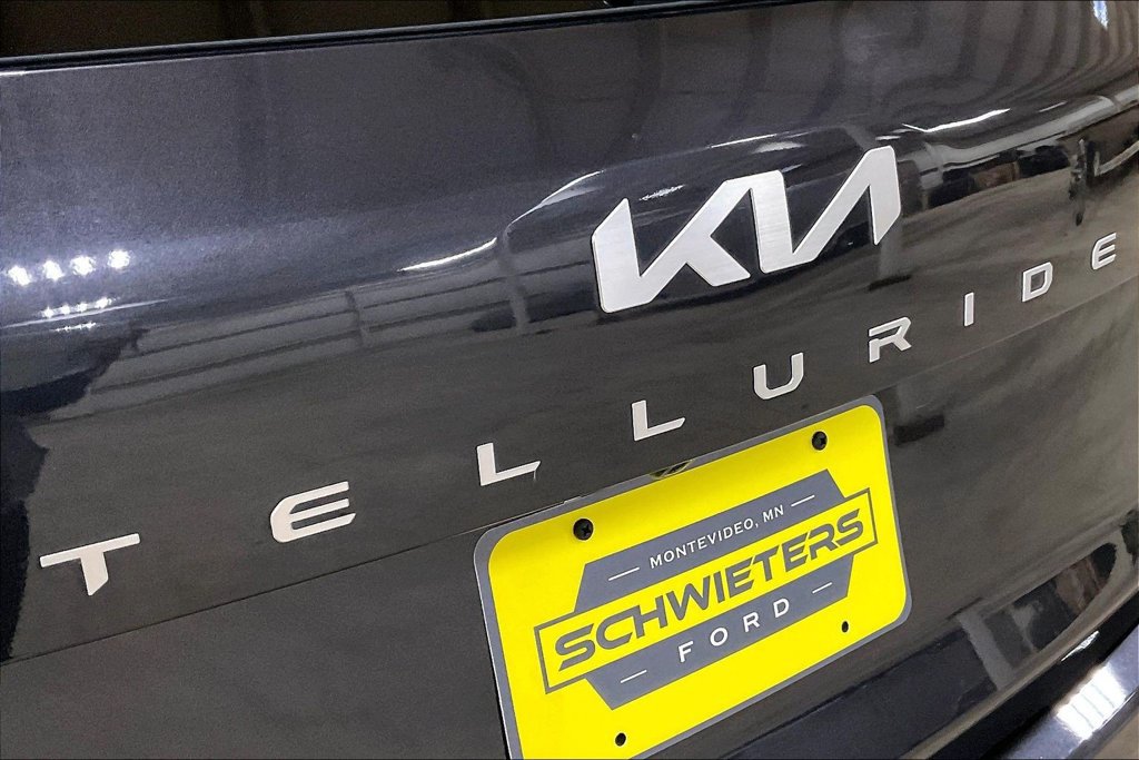 Used 2025 Kia Telluride S AWD/4WD image 8