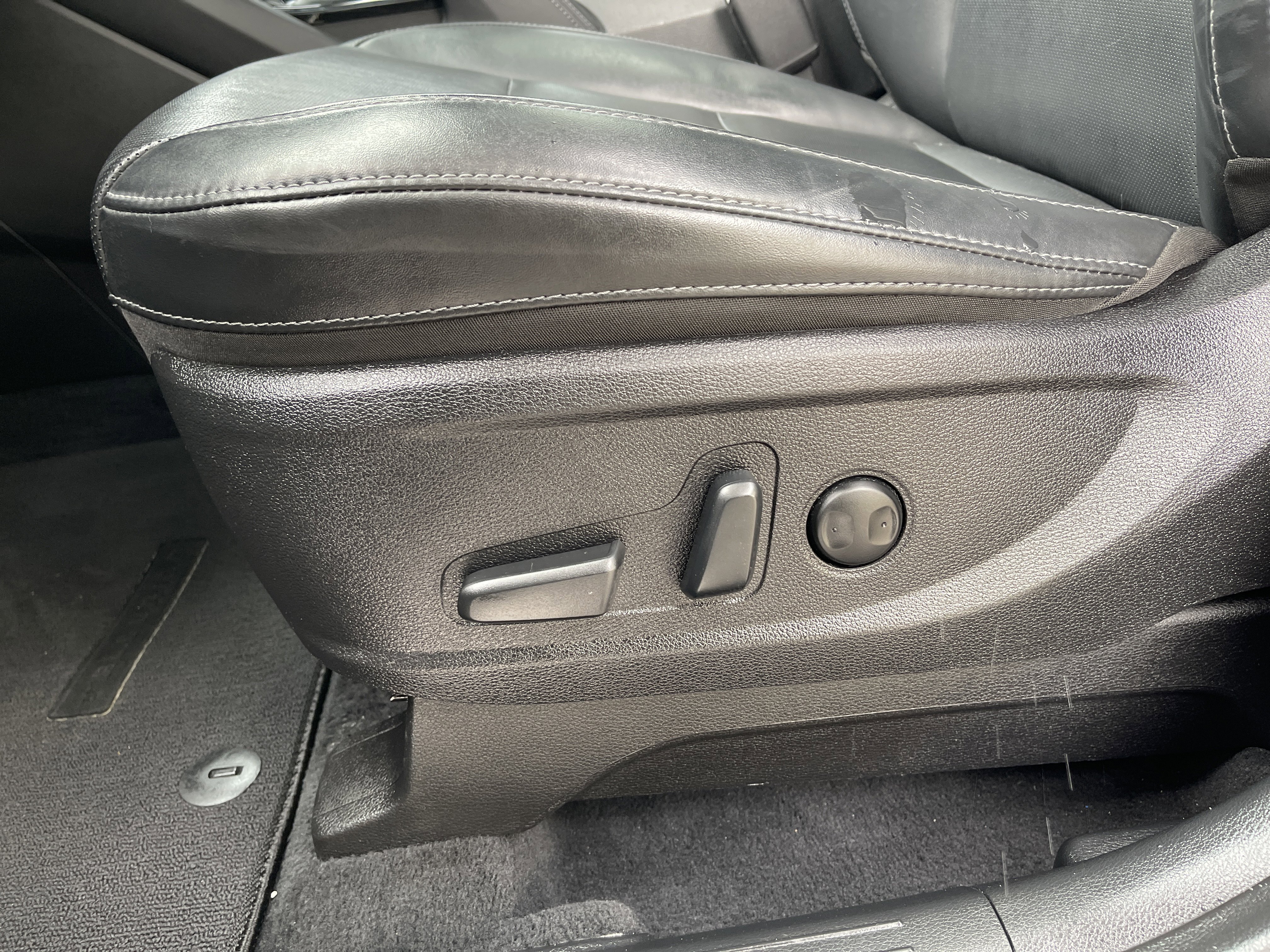 Used 2021 Kia Telluride EX AWD/4WD image 14