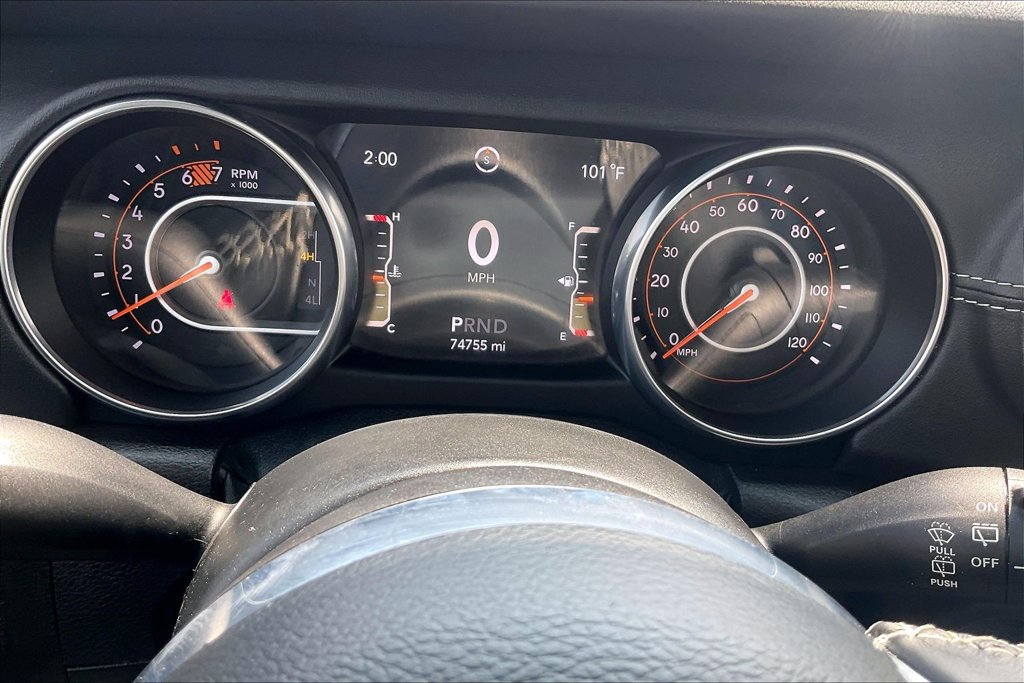 Used 2018 Jeep Wrangler Unlimited Sahara AWD/4WD image 18