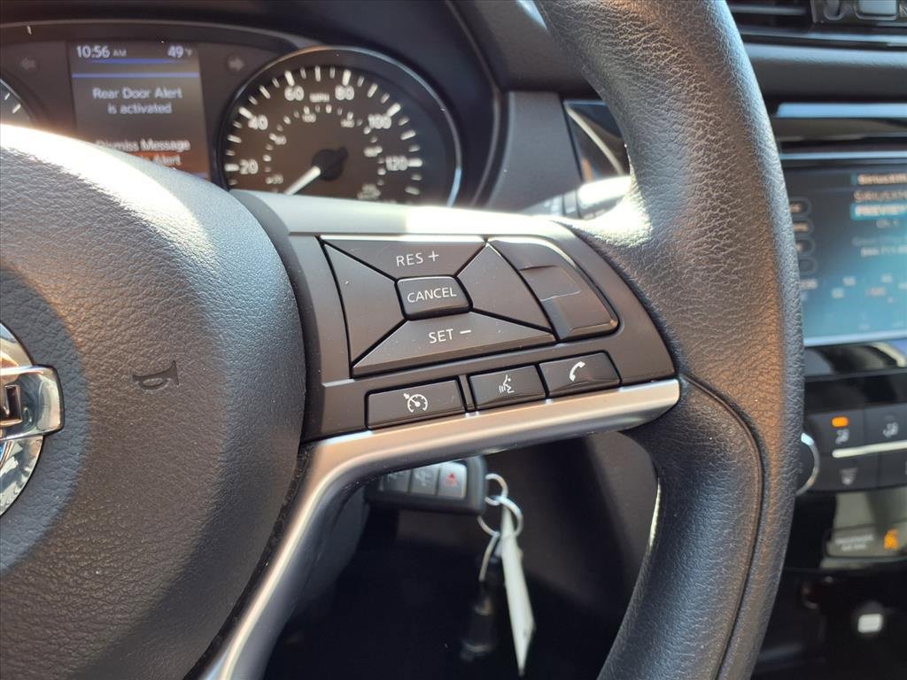 Used 2021 Nissan Rogue Sport S image 13