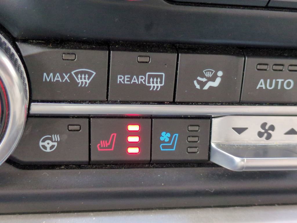 Certified 2024 Ford Expedition Limited image 22