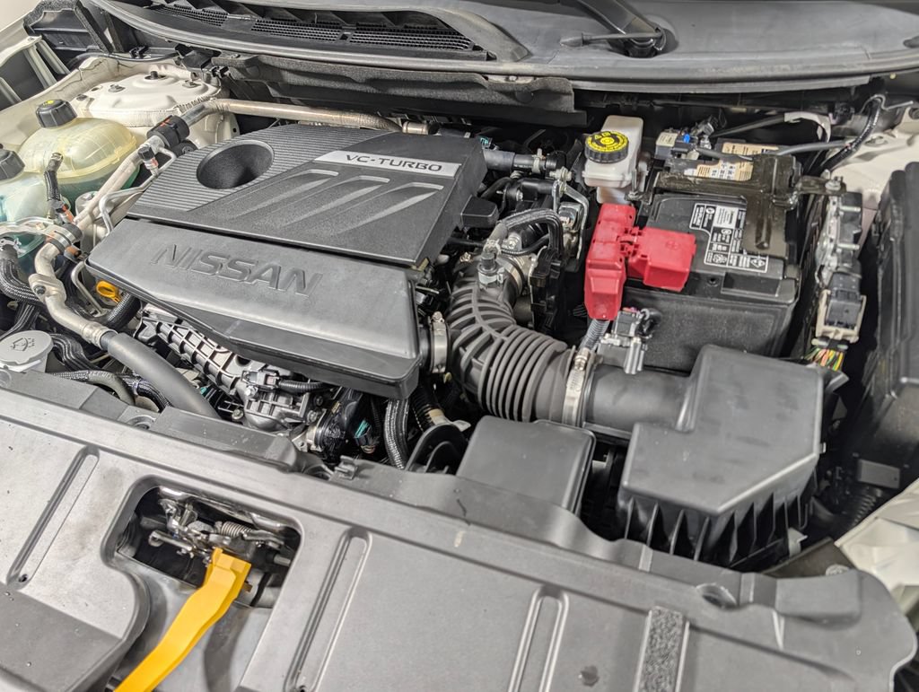 Used 2023 Nissan Rogue SV FWD image 8