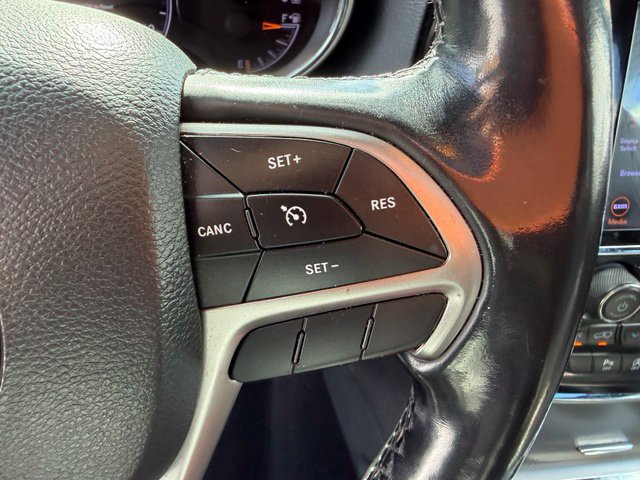Used 2020 Jeep Grand Cherokee Limited w/ Luxury Group II AWD/4WD image 10