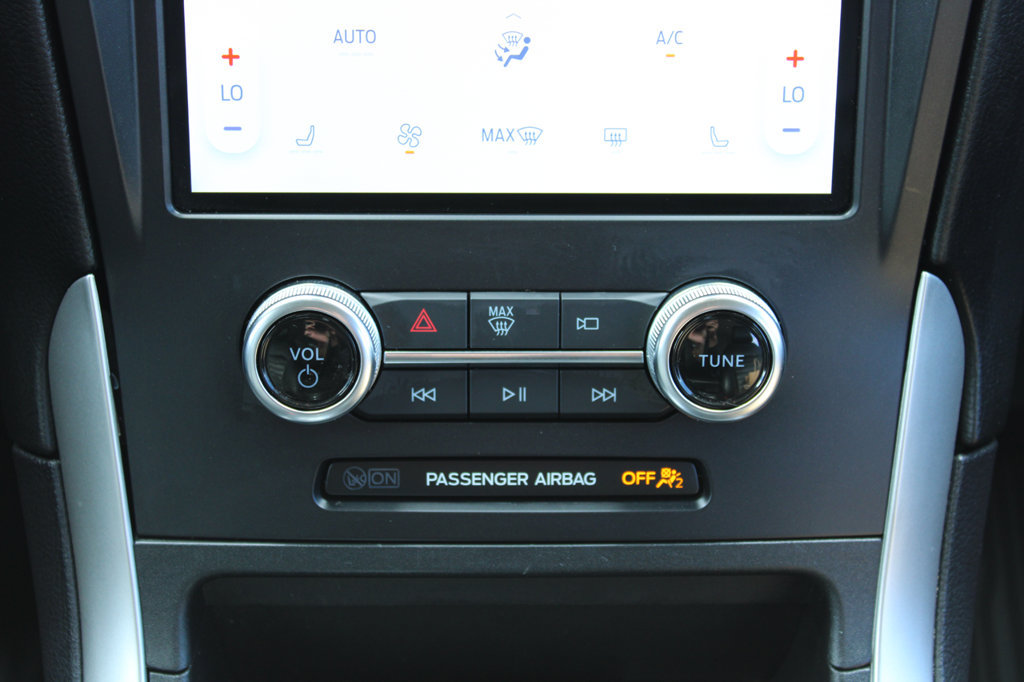 Certified 2024 Ford Edge SEL AWD/4WD image 25