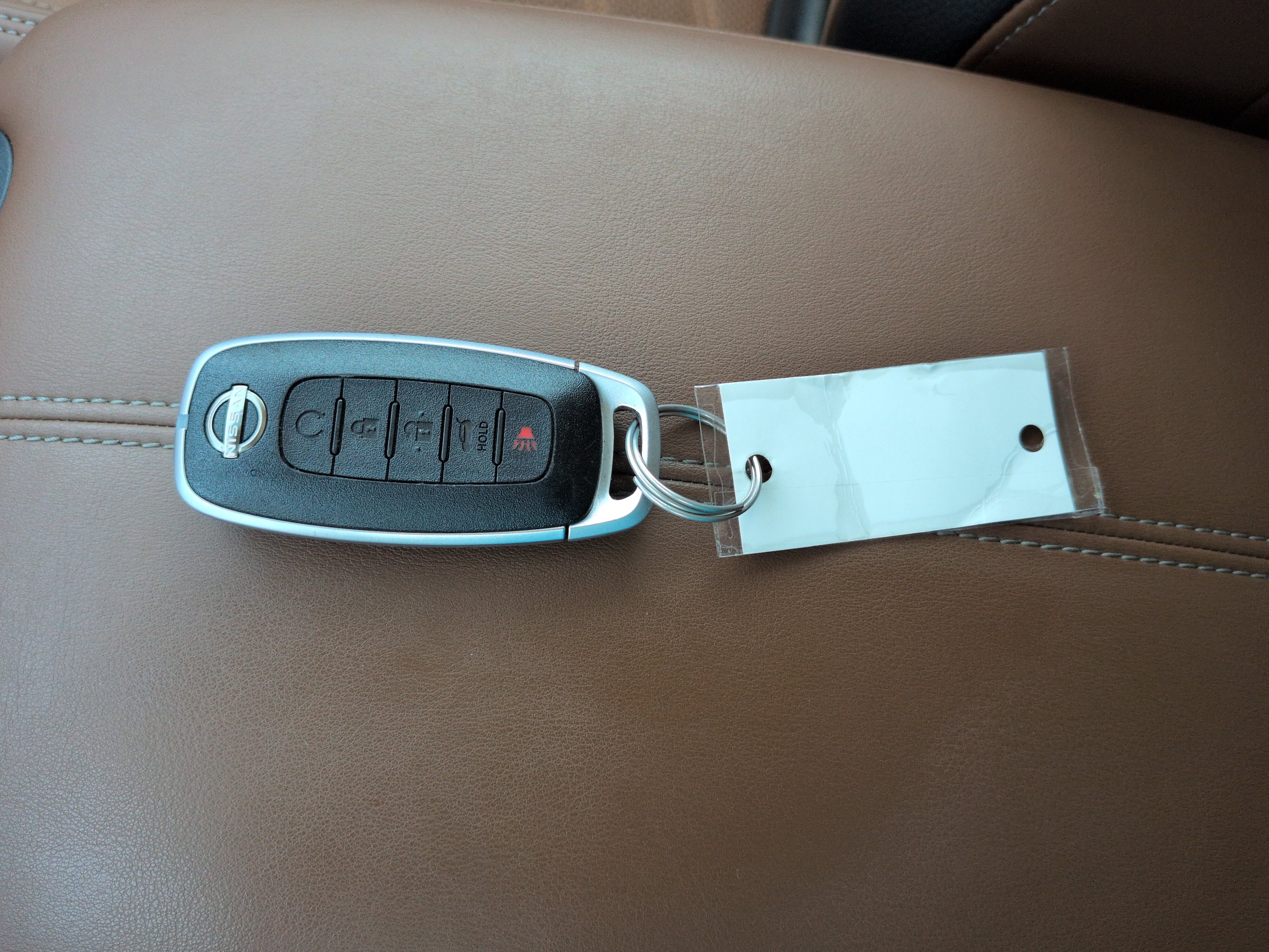 Used 2025 Nissan Pathfinder Platinum FWD image 27