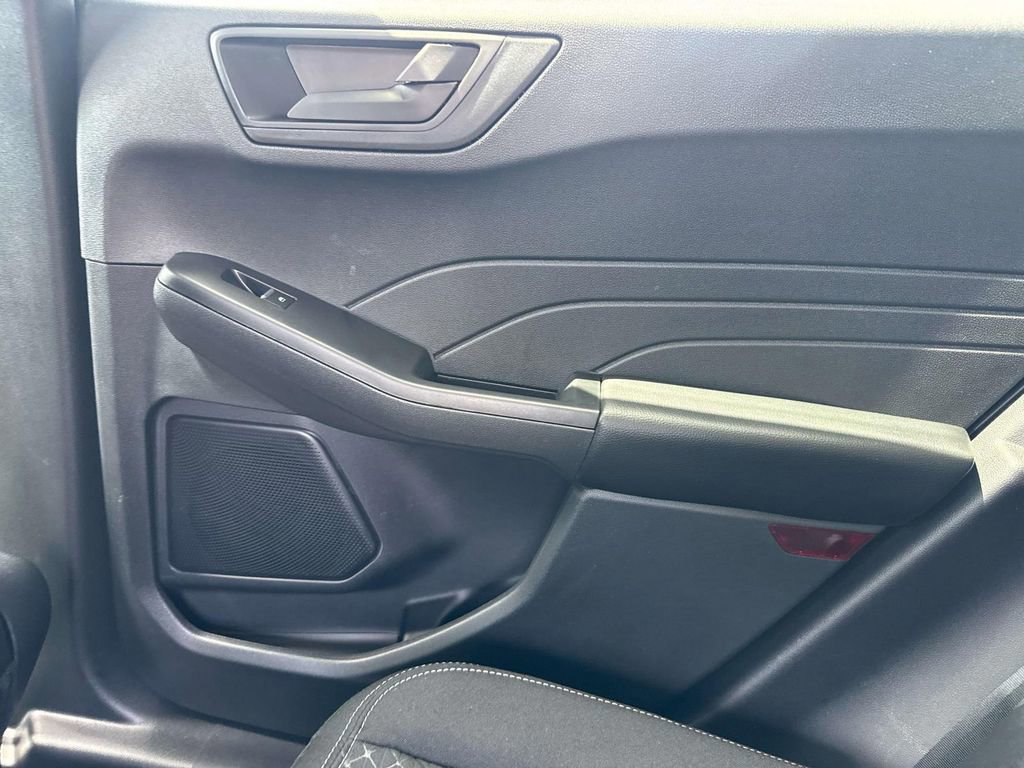 Certified 2025 Ford Escape Active image 11