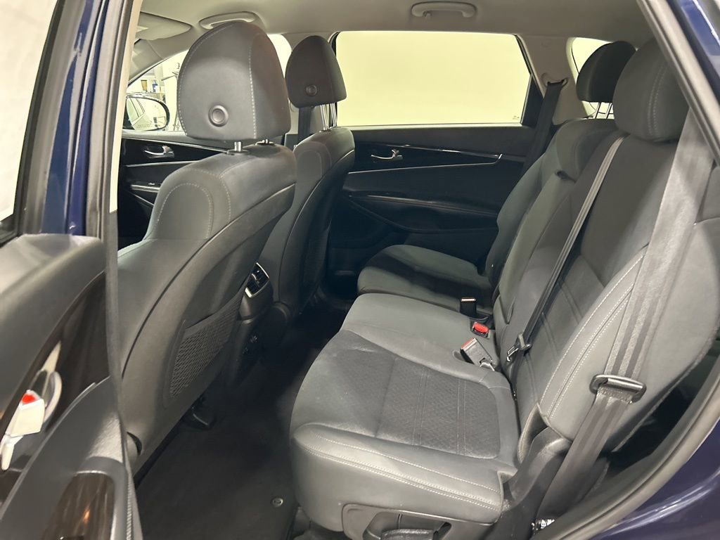 Used 2020 Kia Sorento S image 25