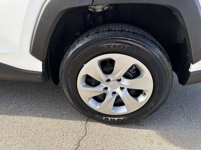 Used 2024 Toyota RAV4 LE AWD/4WD image 10