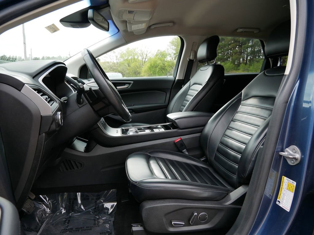 Certified 2019 Ford Edge SEL w/ Equipment Group 201A AWD/4WD image 14