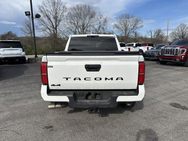 Used 2025 Toyota Tacoma TRD Sport image 3