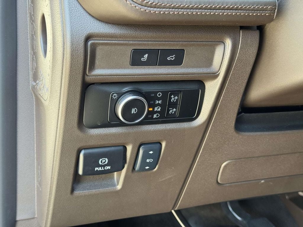 Certified 2024 Ford Expedition Max King Ranch AWD/4WD image 10