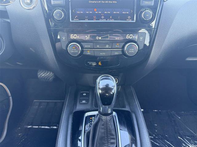 Used 2020 Nissan Rogue Sport SV w/ Technology Package AWD/4WD image 16