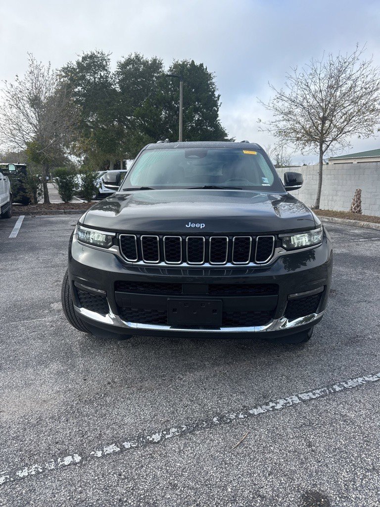 Used 2022 Jeep Grand Cherokee L Limited image 2