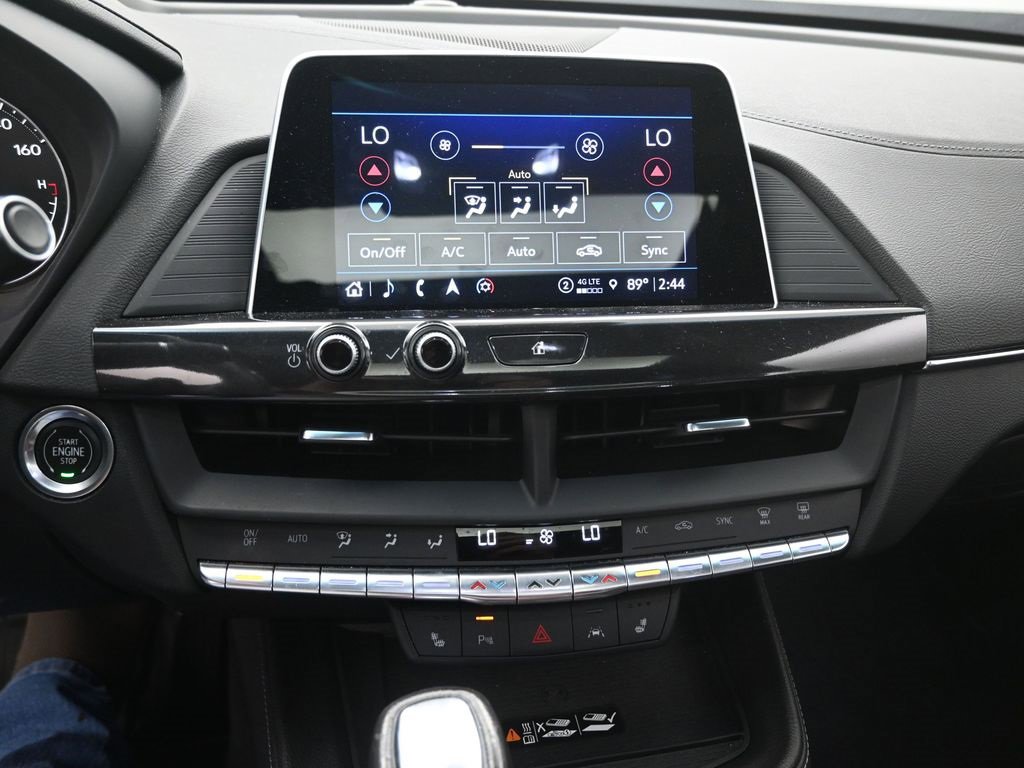 Used 2022 Cadillac CT4 Luxury w/ Sun And Sound Package image 26