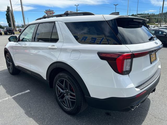 Certified 2025 Ford Explorer ST AWD/4WD image 5