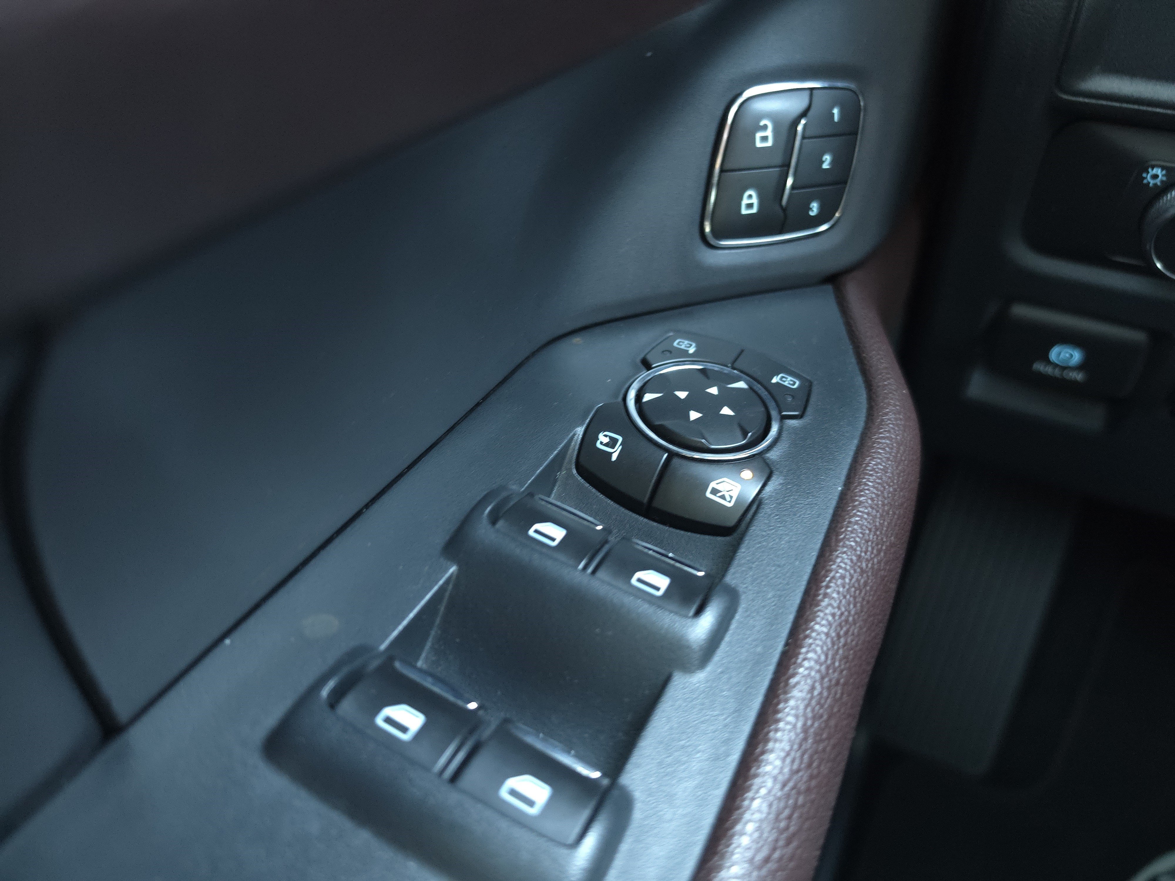 Certified 2022 Ford Expedition Max Limited RWD image 25