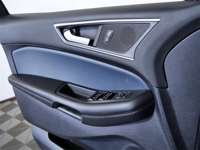 Certified 2022 Ford Edge SEL w/ Sport Appearance Package image 24