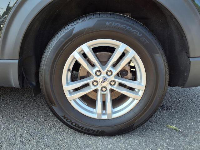 Certified 2022 Ford Explorer XLT w/ Class IV Trailer Tow Package image 26