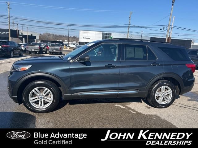 Certified 2022 Ford Explorer XLT w/ Class IV Trailer Tow Package image 2