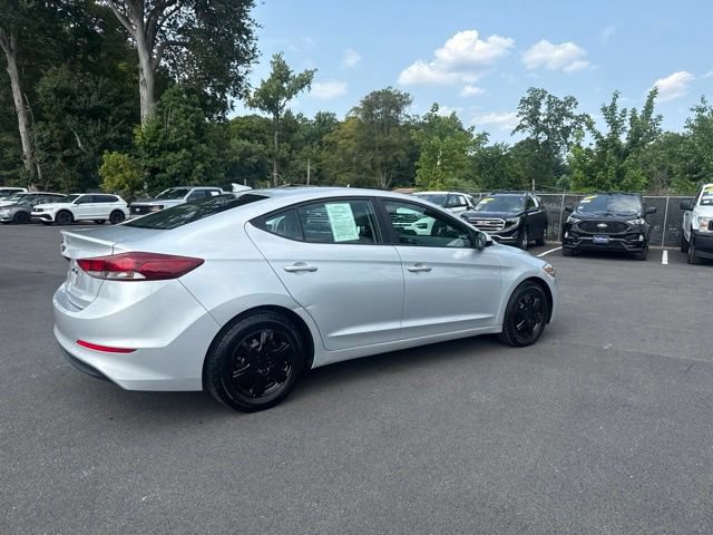 Used 2017 Hyundai Elantra SE FWD image 8
