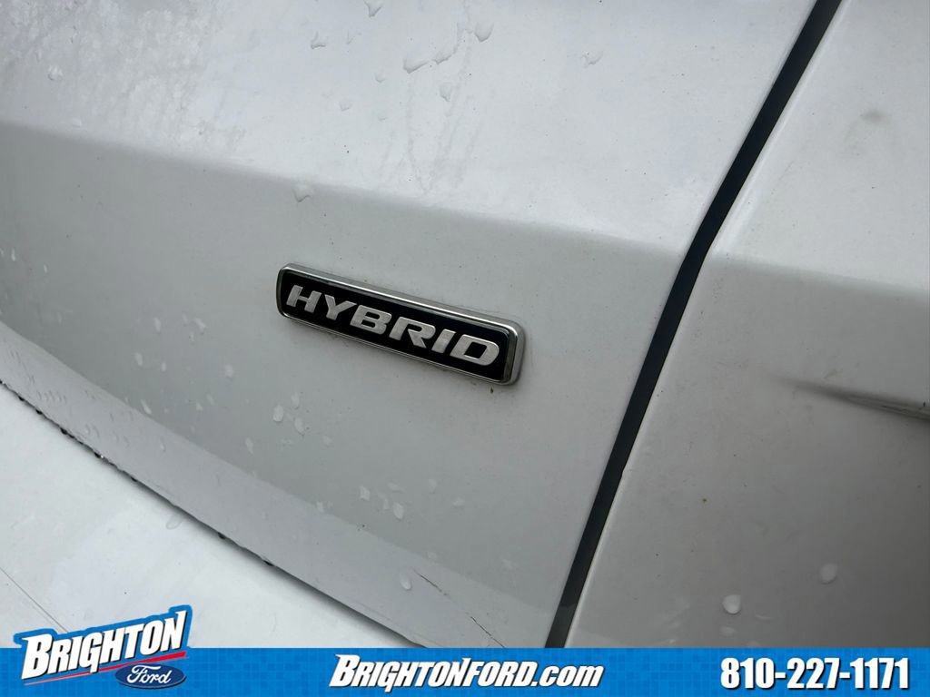 Certified 2023 Ford Escape ST-Line w/ Equipment Group 301A FWD image 9