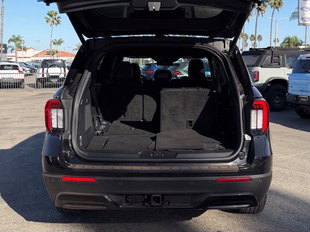 Certified 2025 Ford Explorer ST-Line w/ Premium Package RWD image 11