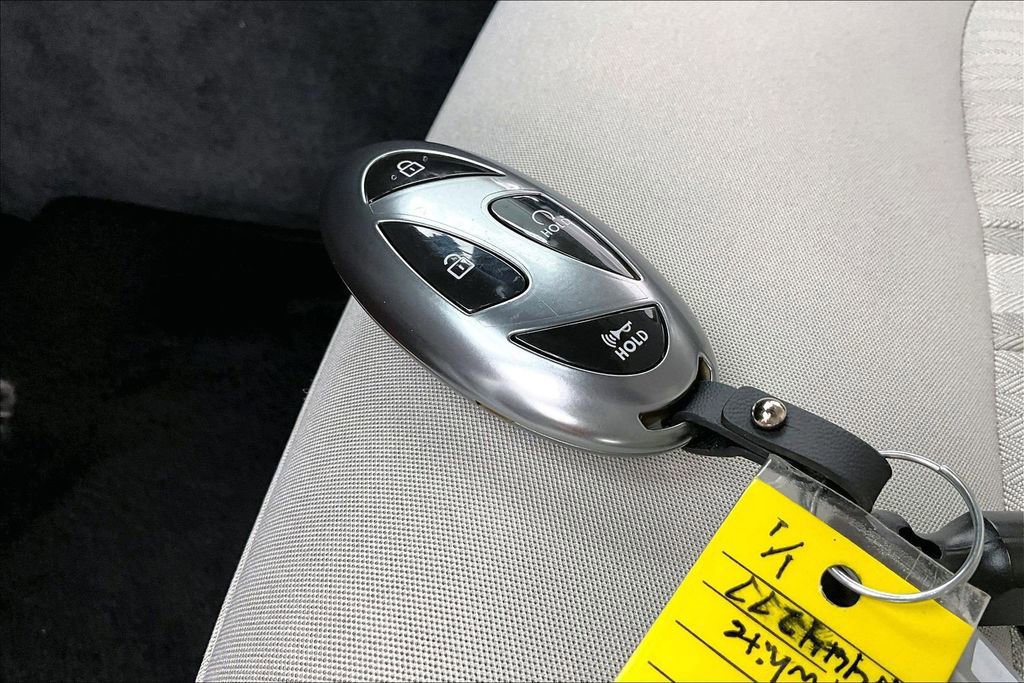 Used 2025 Hyundai Sonata SE image 13