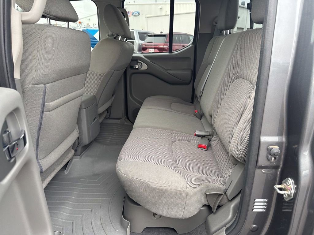 Used 2020 Nissan Frontier SV image 50