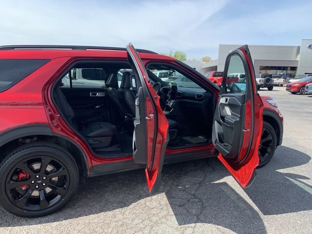 Certified 2023 Ford Explorer ST w/ Equipment Group 401A AWD/4WD image 11