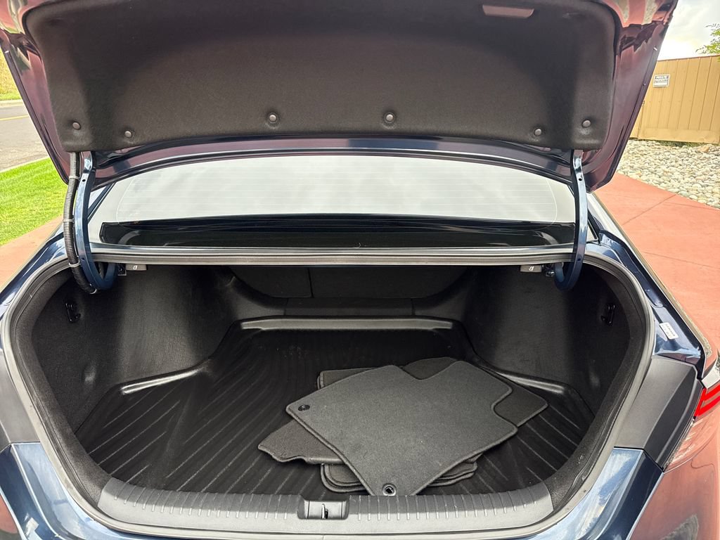 Used 2023 Honda Accord EX image 8