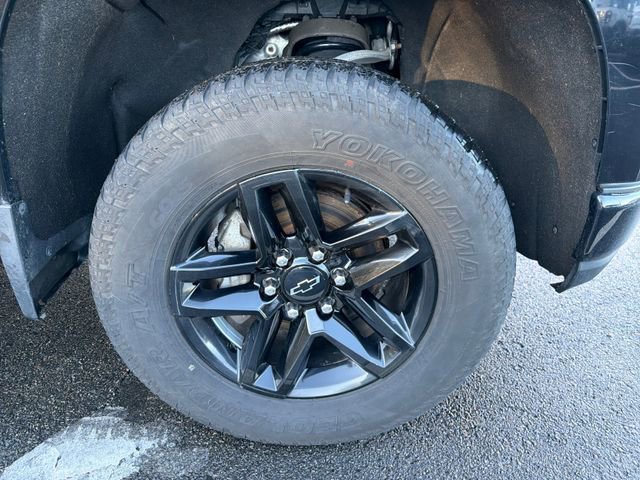 Used 2021 Chevrolet Silverado 1500 LT Trail Boss w/ Convenience Package II image 12