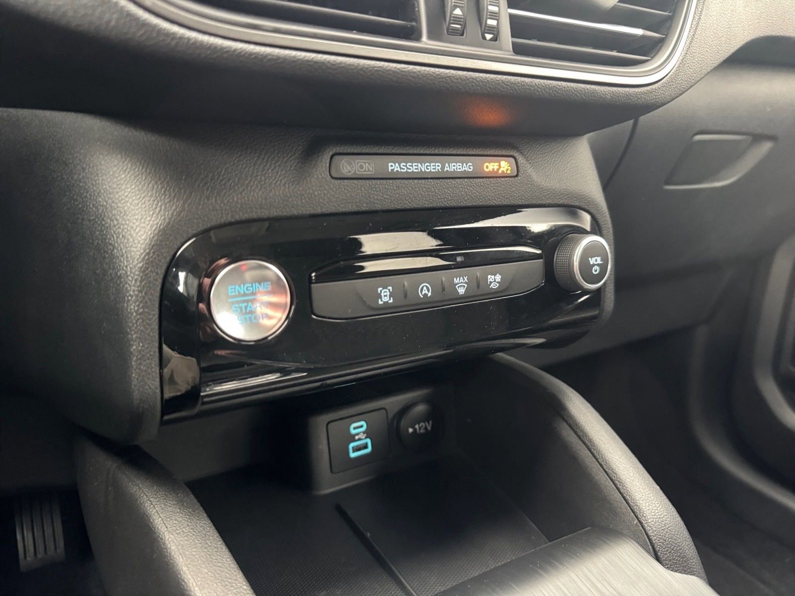 Certified 2023 Ford Escape Active w/ Tech Pack #1 image 20