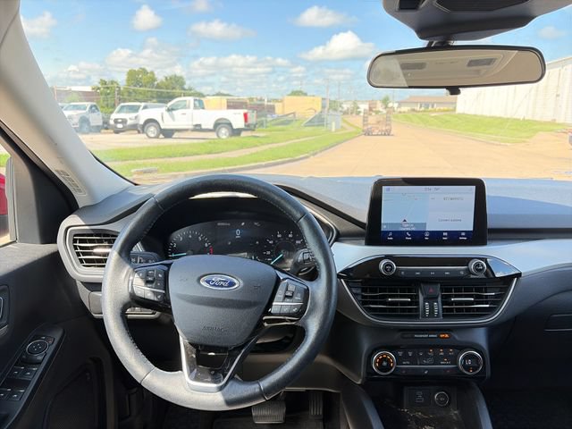Certified 2021 Ford Escape SE w/ Cold Weather Package AWD/4WD image 30