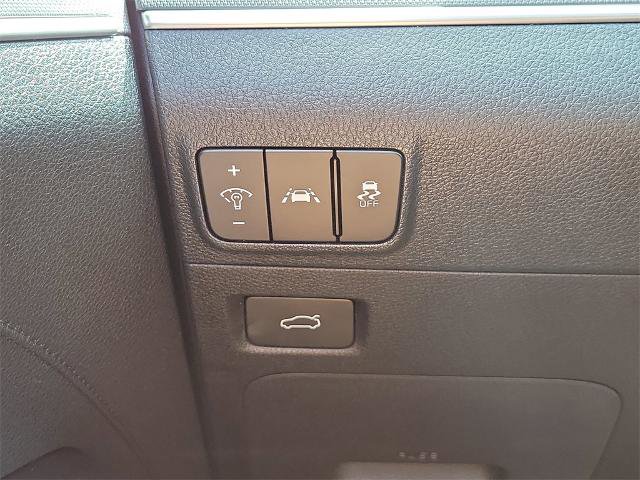 Used 2022 Kia K5 LXS image 21