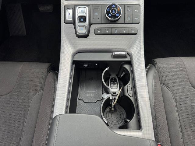 Used 2024 Hyundai Palisade Calligraphy AWD/4WD image 11