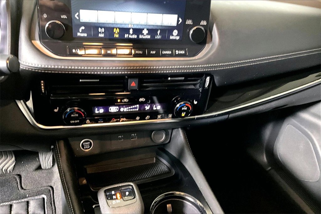 Used 2023 Nissan Rogue SL w/ SL Premium Package image 25