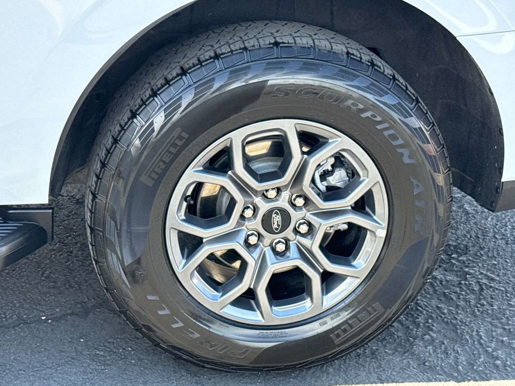 Certified 2025 Ford Expedition Active image 30