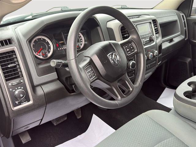 Used 2019 RAM 1500 Express AWD/4WD image 16
