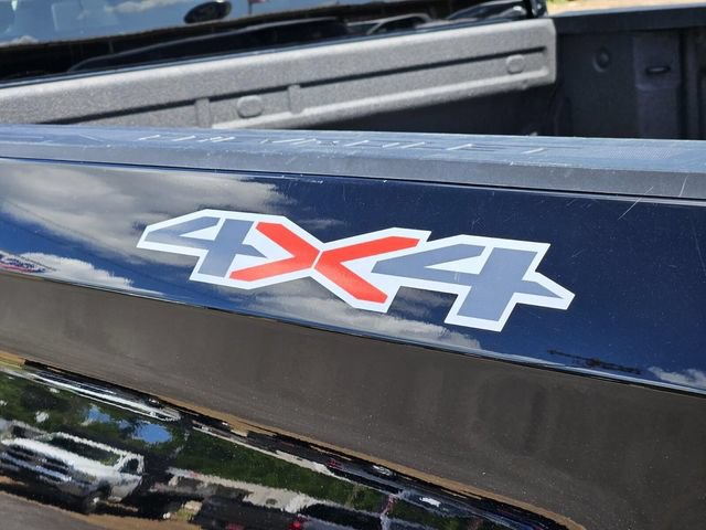 Used 2023 Chevrolet Silverado 1500 LT AWD/4WD image 9