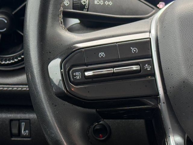 Used 2023 Chevrolet Colorado LT w/ LT Convenience Package II RWD image 12