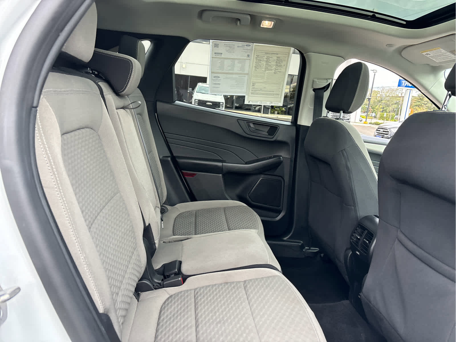 Certified 2022 Ford Escape SE w/ Convenience Package image 28