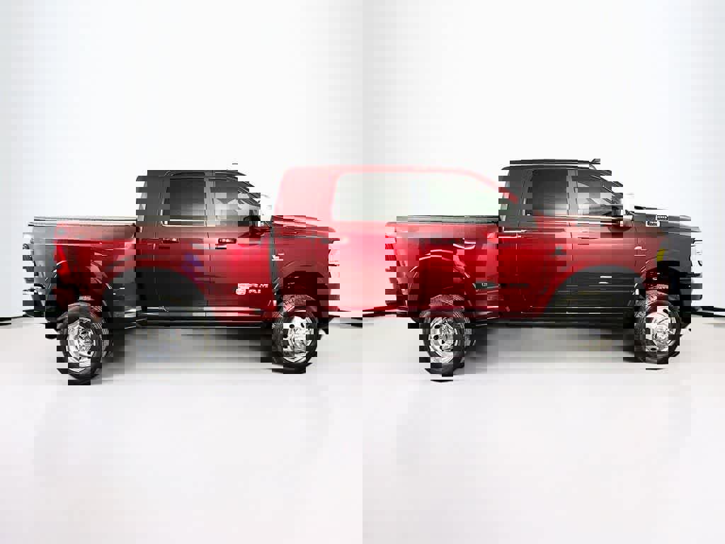 Used 2024 RAM 3500 Limited image 6