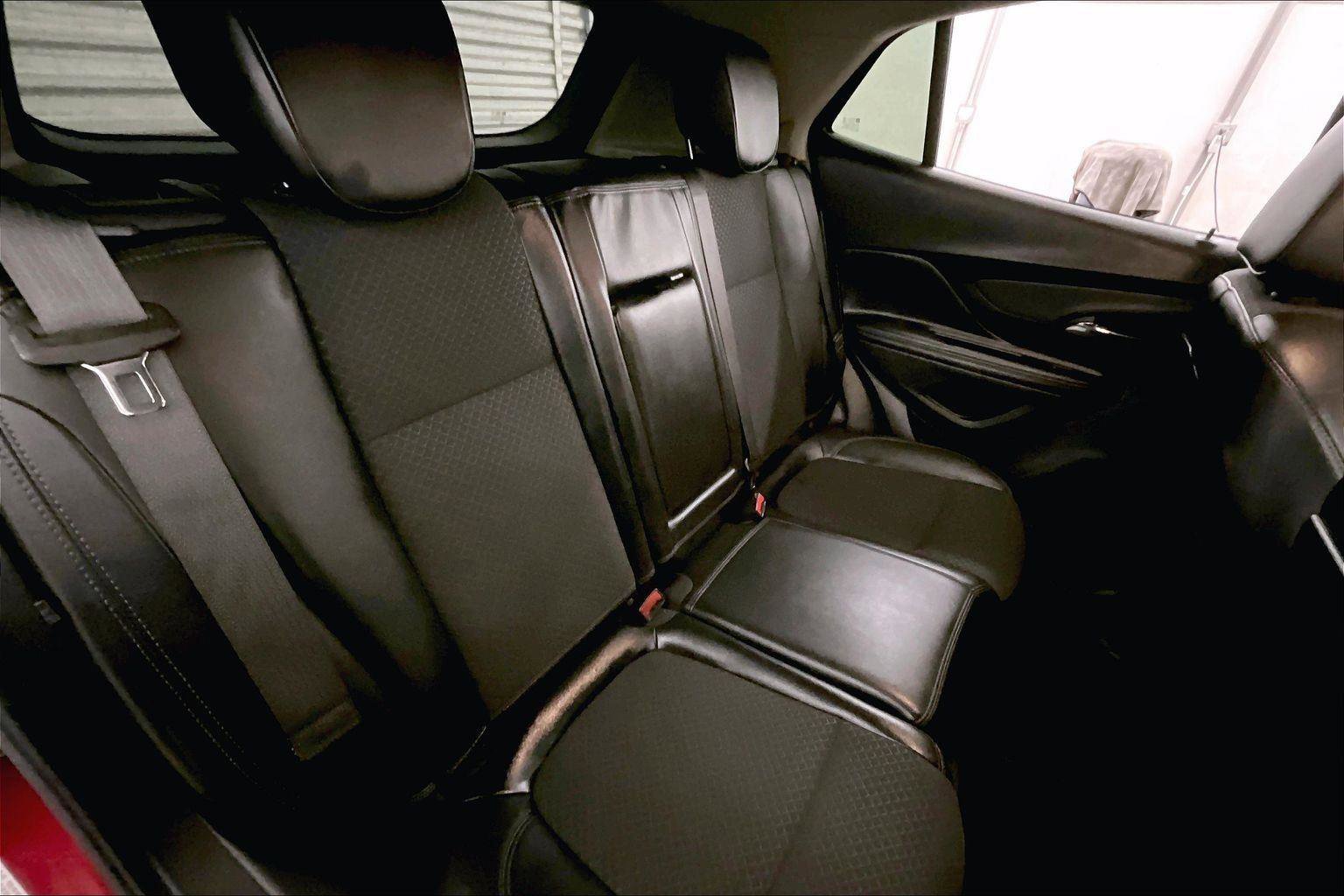 Used 2019 Buick Encore Sport Touring image 26