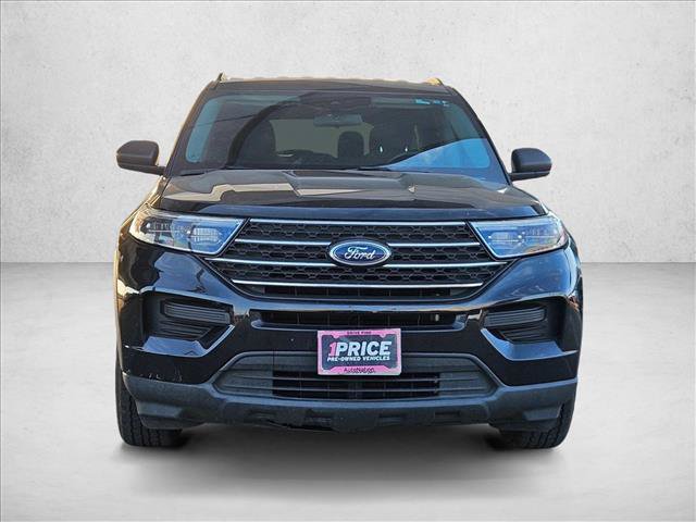 Certified 2023 Ford Explorer XLT RWD image 2