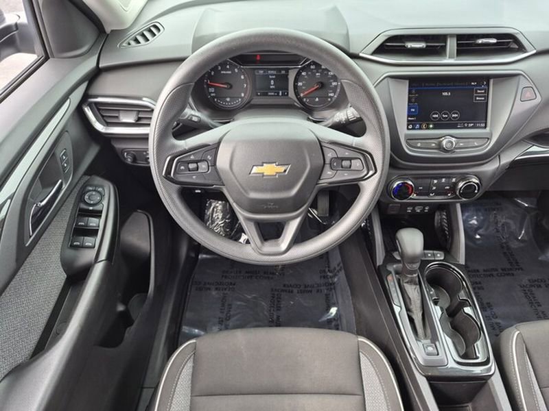 Used 2022 Chevrolet TrailBlazer LT image 13